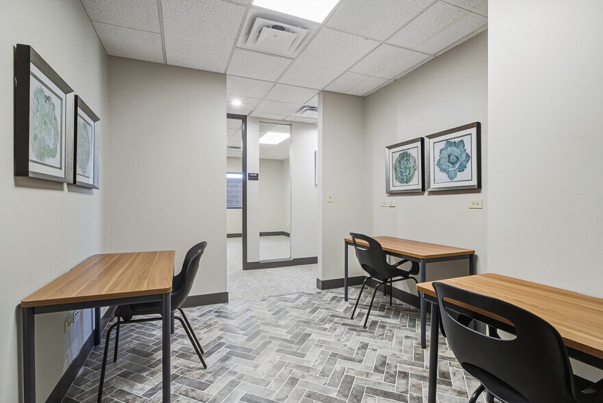 More Photos Of 5801 Logan St, Denver Research And Development For Lease