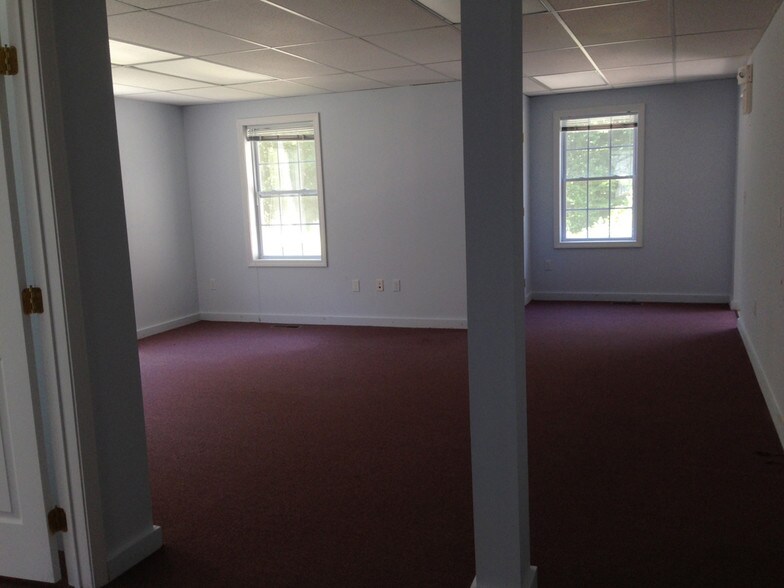 More Photos Of 176 Route 81, Killingworth Storefront Retail Office For Lease