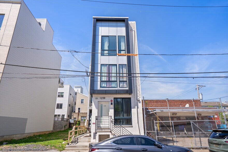 More Photos Of 1230 N Marshall St, Philadelphia Apartments For Sale