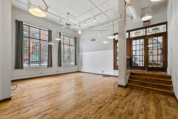 More Photos Of 1112-1128 Harmon Pl, Minneapolis Office For Lease