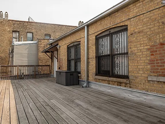 More Photos Of 1522-1524 N Ashland Ave, Chicago General Retail For Sale