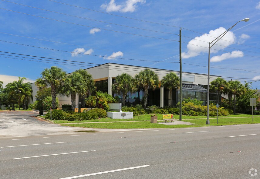 More Photos Of 1610 W International Speedway Blvd, Daytona Beach Medical For Sale
