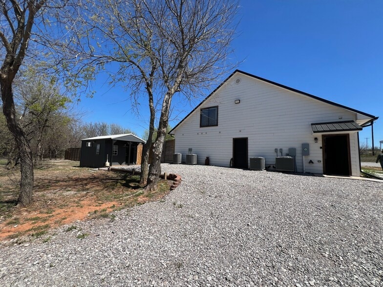 More Photos Of 17432 NE North Dr, Fletcher Religious Facility For Sale