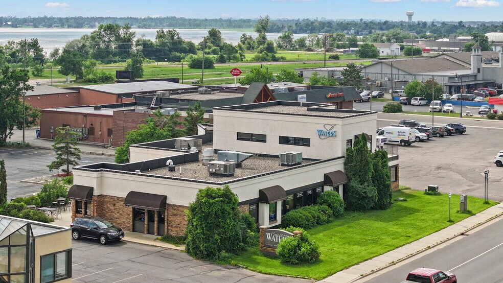 More Photos Of 824 Paul Bunyan, Bemidji Restaurant For Sale