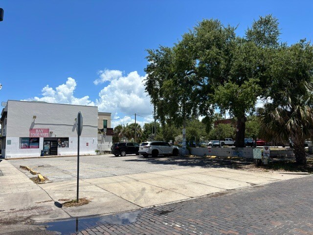 More Photos Of 343 6th Ave N, Saint Petersburg Storefront Retail Office For Sale