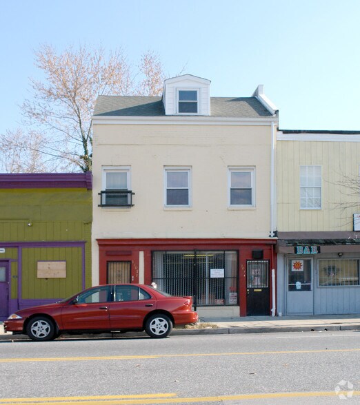 More Photos Of 5307 York Rd, Baltimore Storefront Retail Residential For Sale