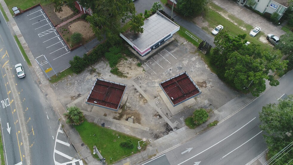 More Photos Of 1334 Thomasville Rd, Tallahassee Convenience Store For Sale