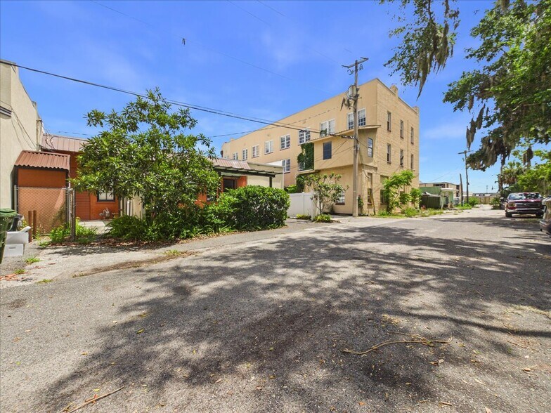 More Photos Of 621 St Johns Ave, Palatka Storefront For Sale