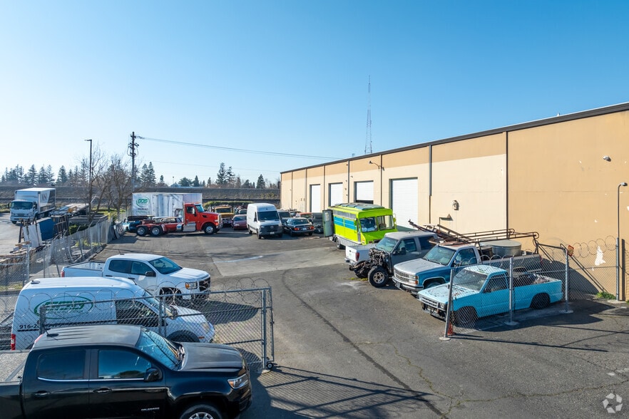 More Photos Of 4391 Pell Dr, Sacramento Warehouse For Lease