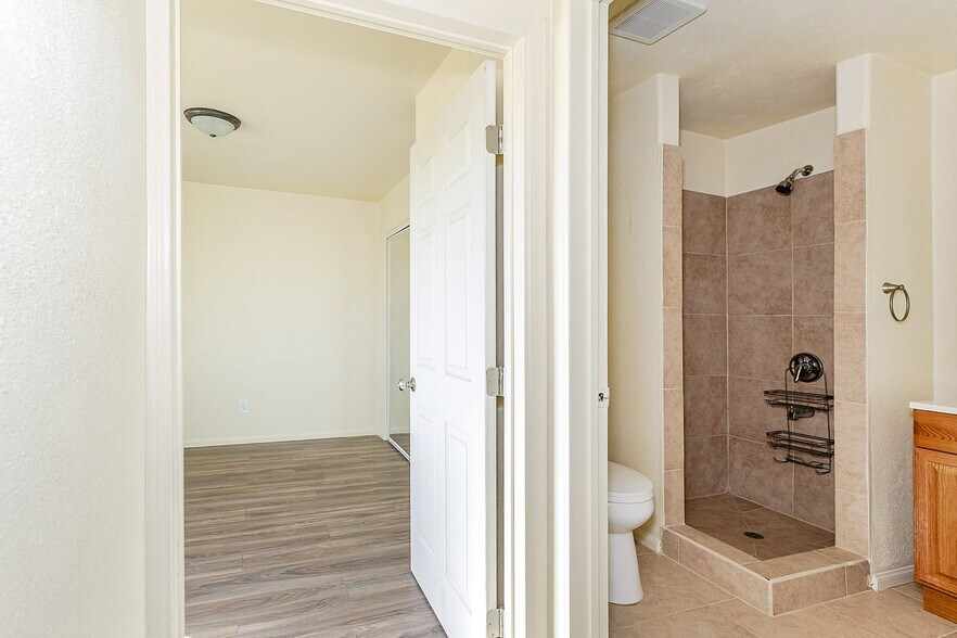 More Photos Of 39010 12th St E, Palmdale Industrial For Sale