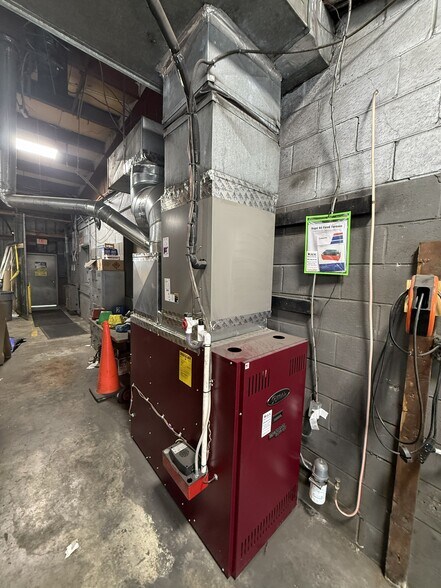More Photos Of 18 Stone Castle Rd, Rock Tavern Truck Terminal For Sale