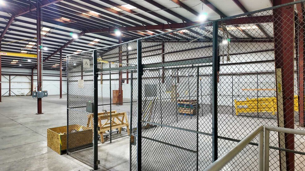 More Photos Of 11763 N Us-319, Thomasville Manufacturing For Sale