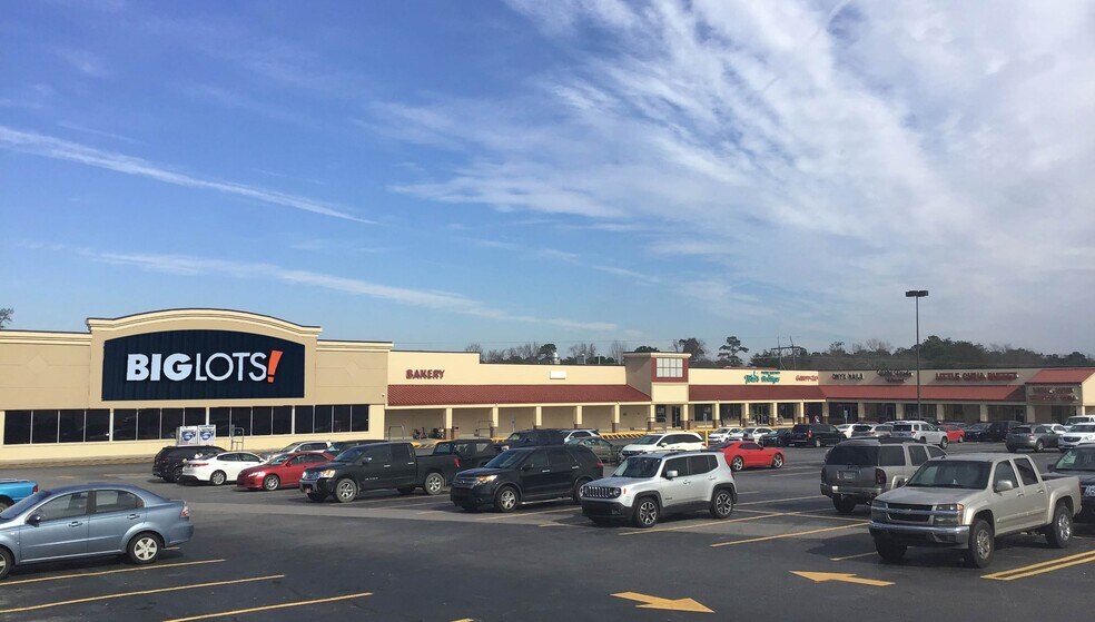 More Photos Of 425-451 Columbia Ave, Lexington Unknown For Lease