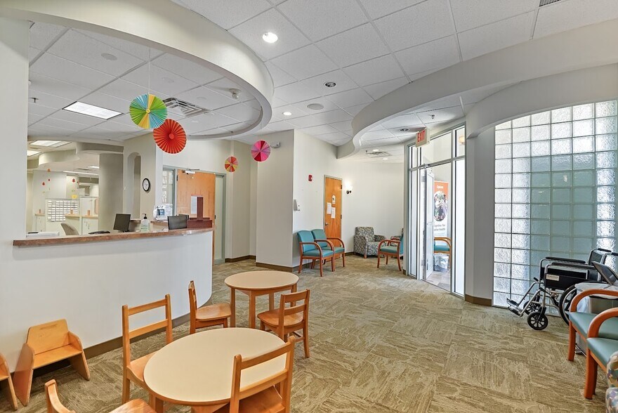 Primary Photo Of 180-226 Route 117 by Pass Rd, Bedford Hills Storefront For Lease