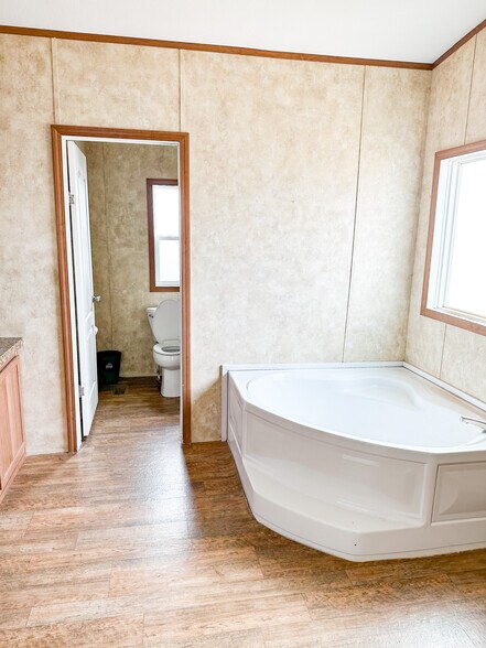 More Photos Of 4309 & 4401 S County Road 1131, Midland Manufactured Housing Mobile Home Park For Sale