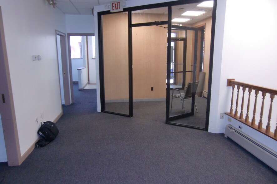 More Photos Of 924-934 Main St, Springfield Office Residential For Sale