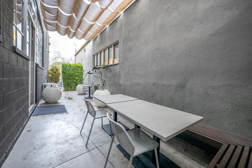 More Photos Of 1342 Coronado Ave, Long Beach Loft Creative Space For Lease