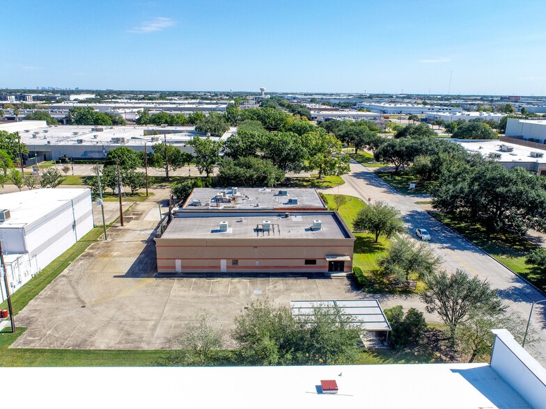 More Photos Of 12830 Century Dr, Stafford Manufacturing For Sale