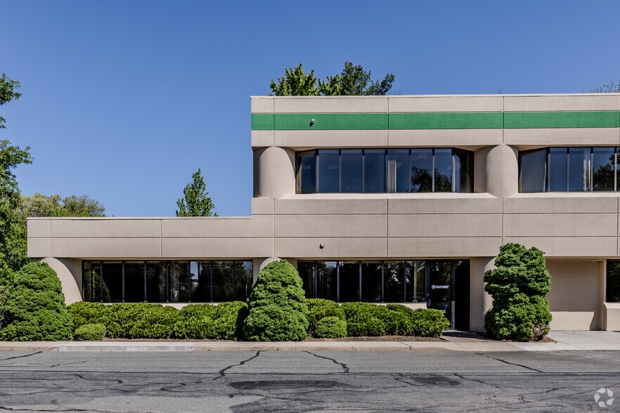 More Photos Of 839 Marshall Phelps Rd, Windsor Loft Creative Space For Sale