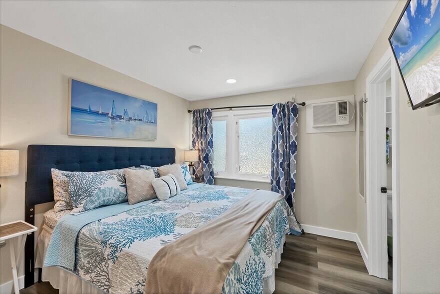 More Photos Of 115 Friendship Ln, Englewood Apartments For Sale