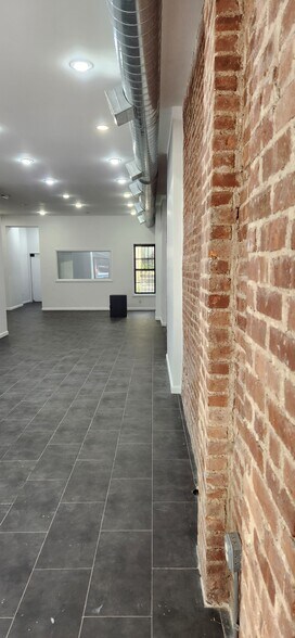 More Photos Of 198 Utica, Brooklyn Apartments For Lease