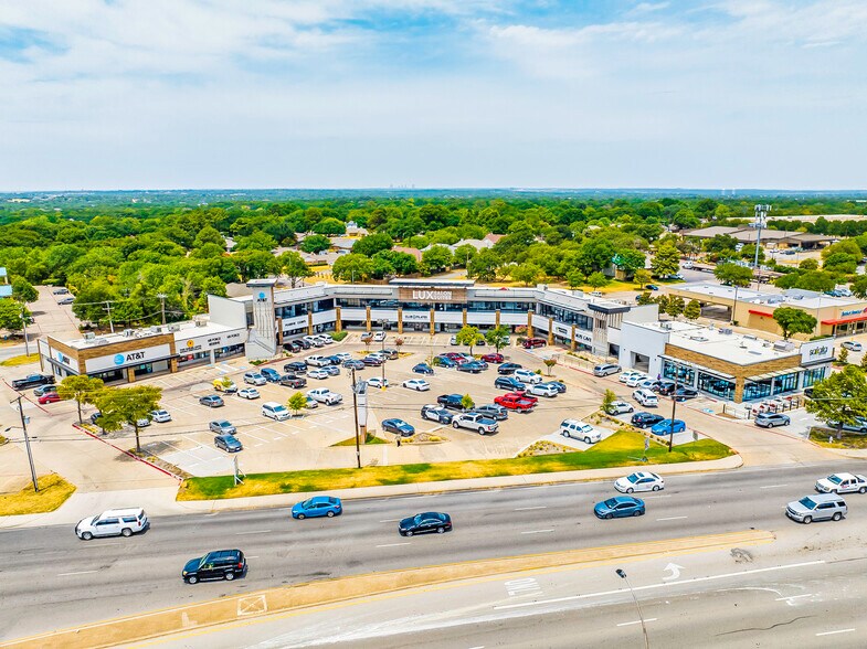 More Photos Of 4100-4160 S Cooper St, Arlington Freestanding For Lease