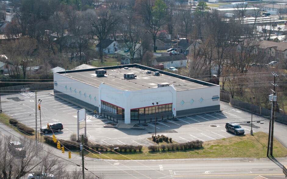 More Photos Of 210 Mcmurry Blvd, Hartsville Freestanding For Lease
