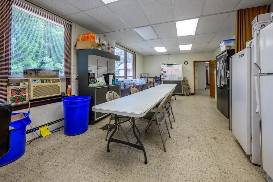 More Photos Of 240 Creek Rd, Mount Laurel Religious Facility For Sale