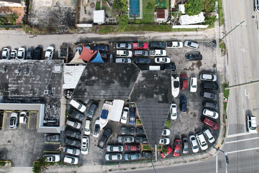 More Photos Of 595 E 9th St, Hialeah Auto Dealership For Sale