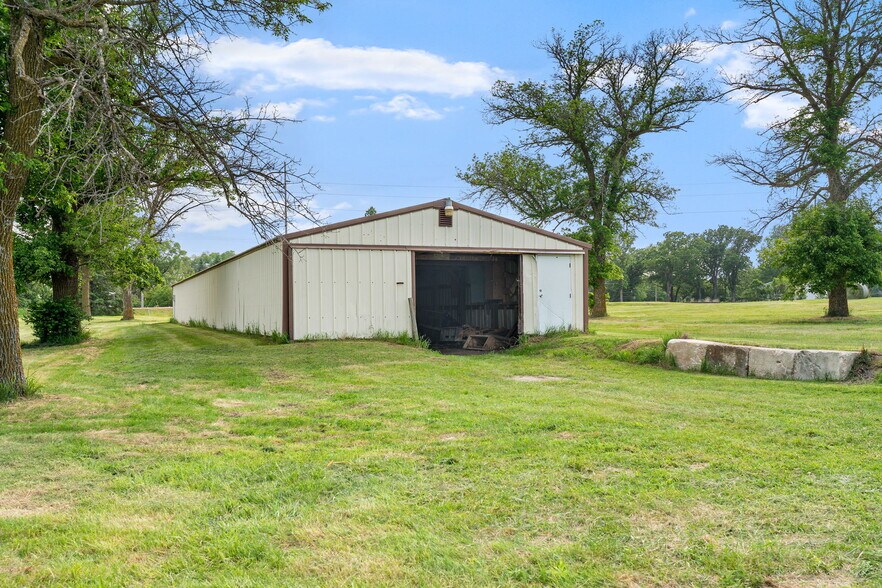 More Photos Of 3700 11th Pl NE, Austin Lodge Meeting Hall For Sale