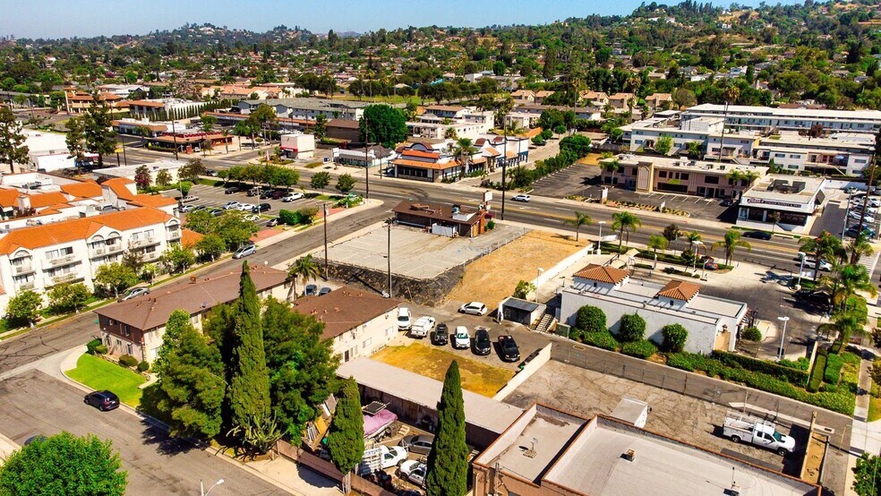 More Photos Of 150 W Whittier Blvd, La Habra Restaurant For Lease