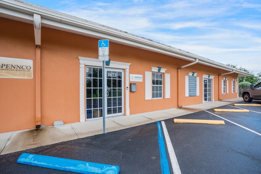More Photos Of 1867-1881 Porter Lake Dr, Sarasota Warehouse For Sale