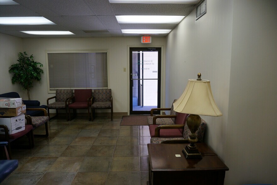 More Photos Of 3505 Behrman Pl, New Orleans Office For Sale