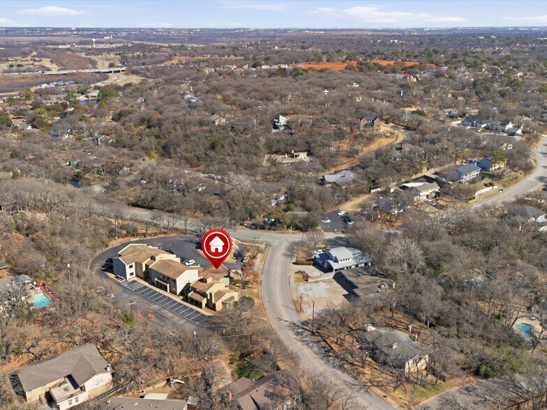 More Photos Of 1006 N Bowen Rd, Arlington Office For Lease