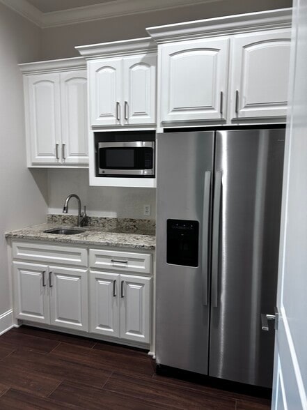 More Photos Of 7222 Crosswater Ave, Tyler Unknown For Lease