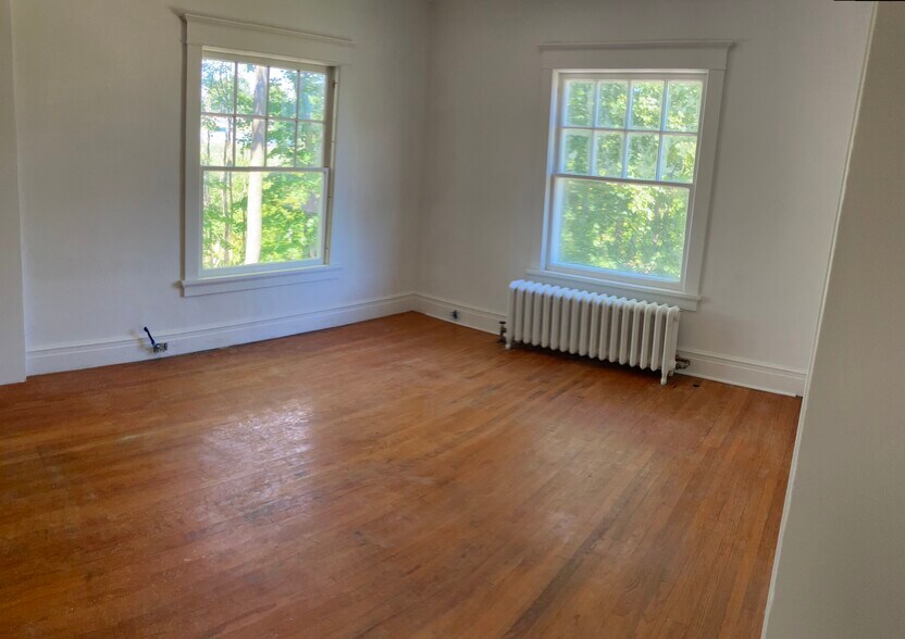 More Photos Of 54 Parkwood Blvd, Hudson Apartments For Sale