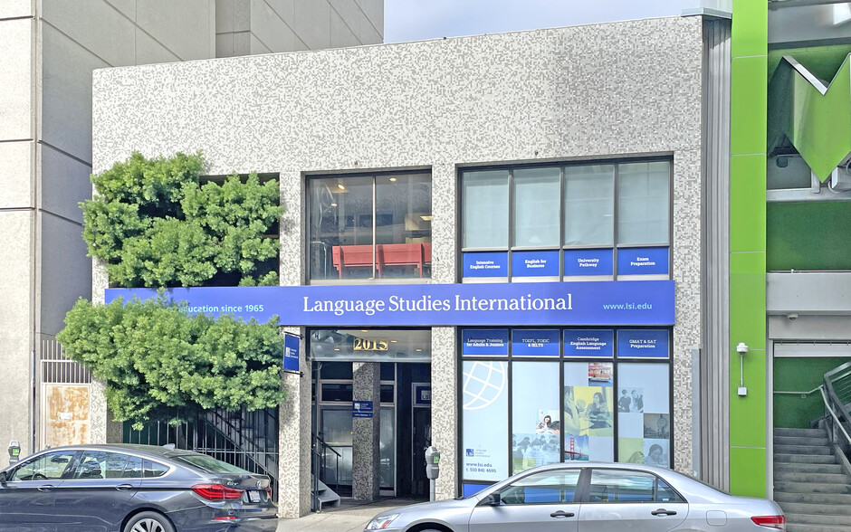 Primary Photo Of 2015 Center St, Berkeley Office For Lease