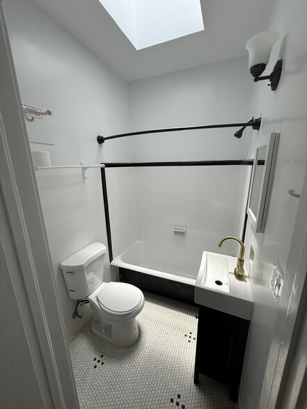 More Photos Of 2101 14th Ave, Vero Beach Apartments For Sale