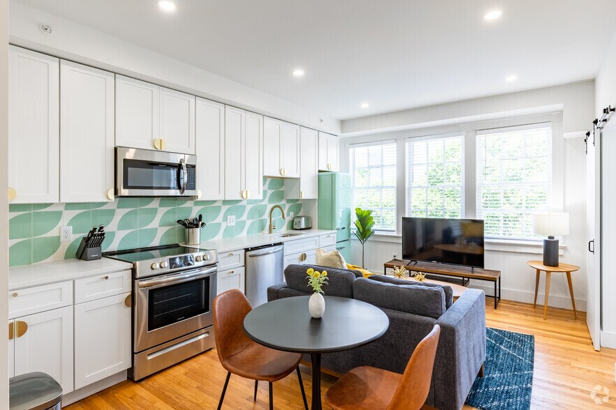 More Photos Of 1460 Peachtree St NW, Atlanta Apartments For Sale