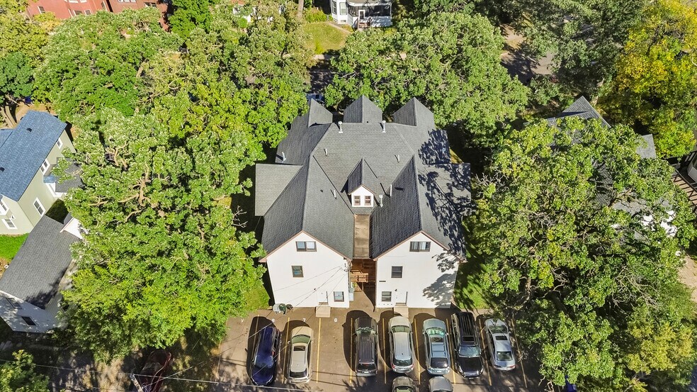 More Photos Of 1910 Feronia Ave, Saint Paul Apartments For Sale