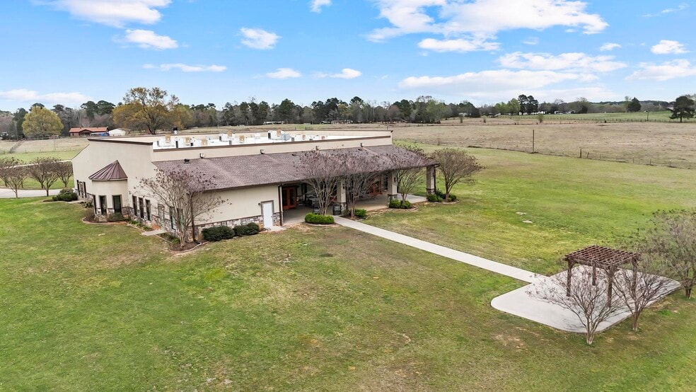 More Photos Of 14284 State Highway 322 N, Kilgore Lodge Meeting Hall For Sale