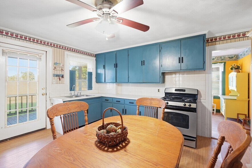 More Photos Of 4650 Highway 52, Loretto Apartments For Sale