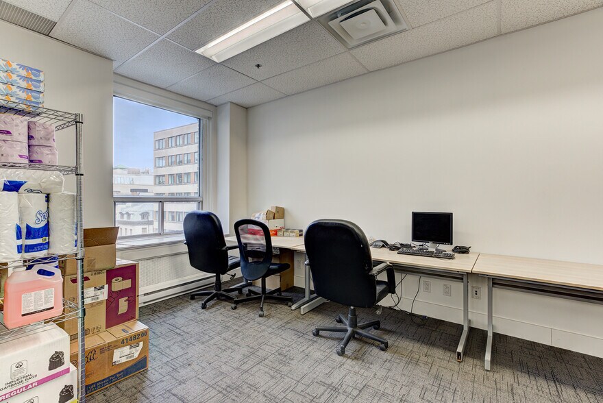 More Photos Of 510 Boul Saint-Laurent, Montréal Loft Creative Space For Sale