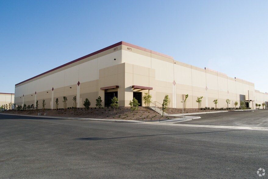 More Photos Of 4875 E Cheyenne Ave, Las Vegas Manufacturing For Lease