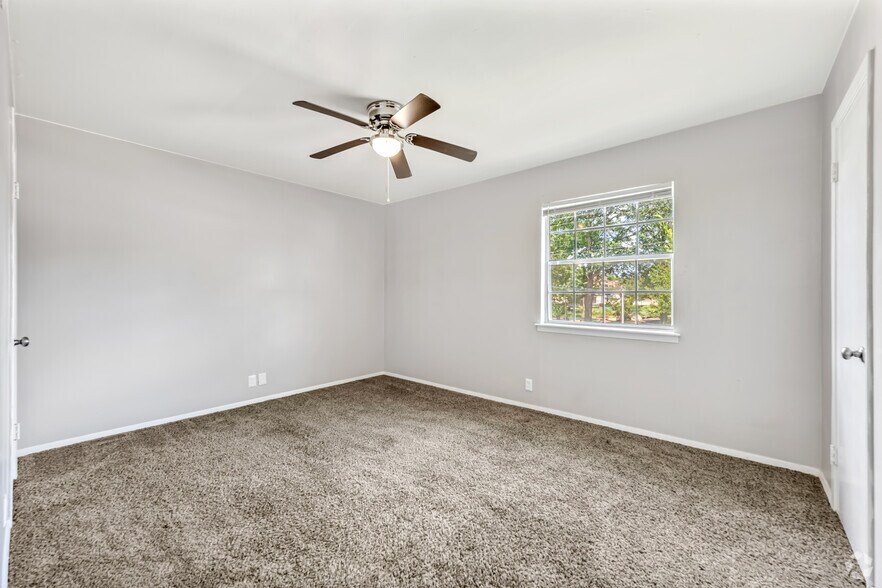 More Photos Of 3409 North St, Nacogdoches Apartments For Sale