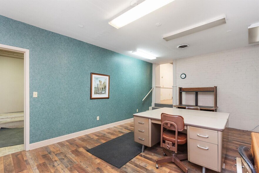 More Photos Of 112 Main St, Ripley General Retail For Sale