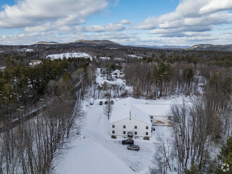 More Photos Of 15 Elm Ave, Antrim Warehouse For Sale