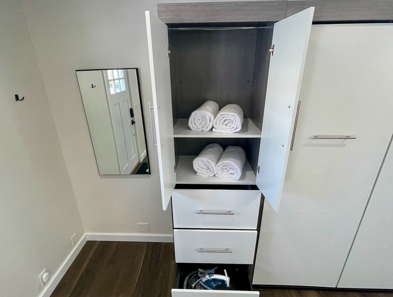 More Photos Of 153 E Dublin Granville Rd, New Albany Medical For Lease