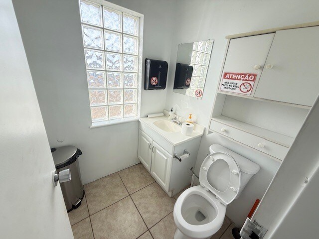 More Photos Of 3852 L B Mcleod Rd, Orlando Warehouse For Sale