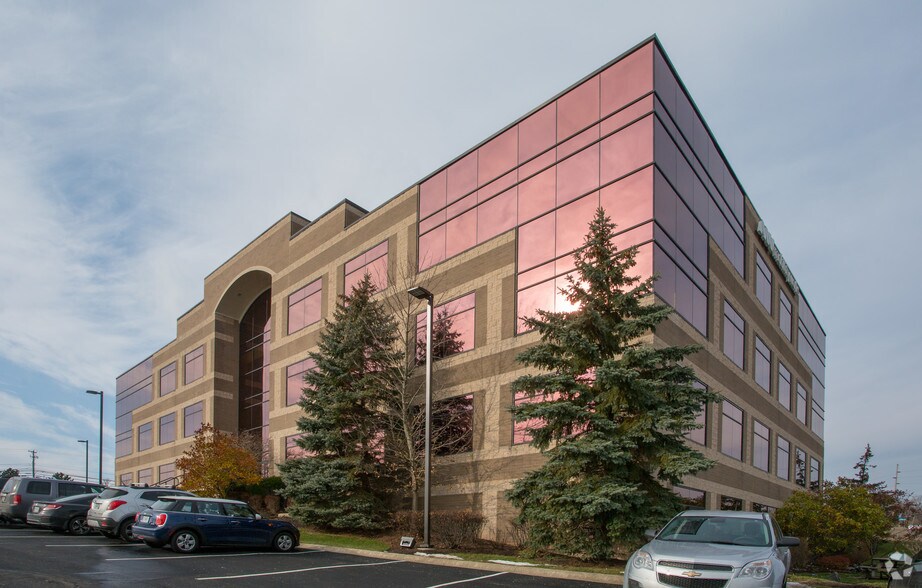 More Photos Of 4199 Kinross Lakes Pky, Richfield Office For Lease